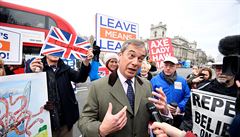 Návrat ‚pana brexit‘ do europarlamentu? Farage se bojí opakování referenda, zvážil by kandidaturu