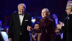 Ocen�ní za celo�ivotní p�ínos obdr�eli operní p�vkyn� So�a �ervená a sbormistr...