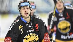 Luká Válek z Litvínova pár vtein poté, co vsítil branku Komet.