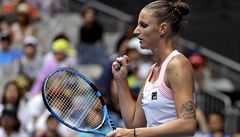Karolína Plíšková v Austrálii slaví, její sestra na turnaji končí
