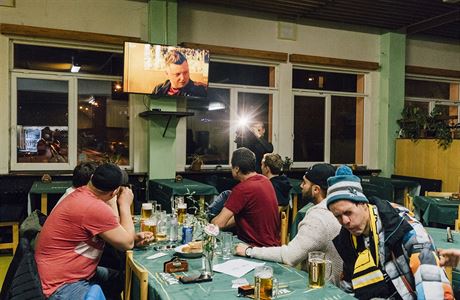 �Sotva jsem se tu zastavil, u� m� zase zat�hli do Severky,� sm�je Zden�k nad...