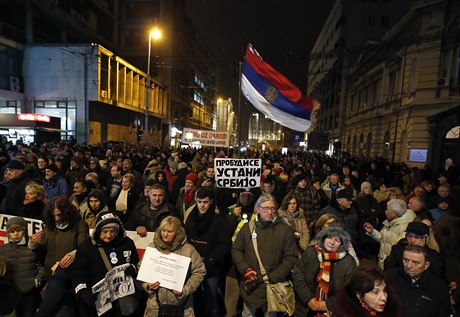 Demonstrace v Bělehradě proti současnému prezidentovi Alexandru Vučičovi.