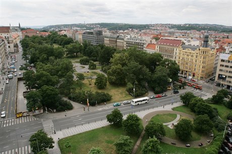Park na Karlov námstí eká promna na základ architektonické soute