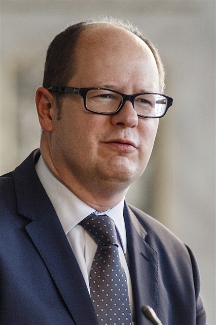 Zavra�d�ný starosta Gda�sku Pawel Adamowicz.