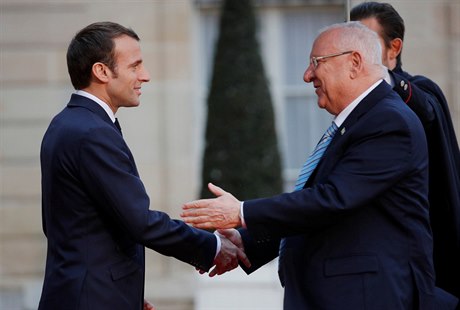 Prezident Macron se setkal se svým izraelským protjkem Reuvenem Rivlinem.