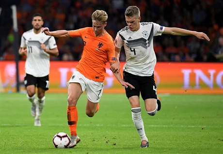 Frenkie De Jong v dresu nizozemské reprezentace.