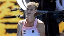Karolna Plkov se raduje z postupu do semifinle Australian Open.
