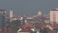 I Uherské Hradit trápil v úterý smog.