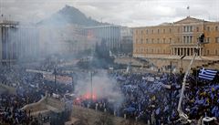 Masové protesty v eckých Aténách kvli zmn názvu sousedního státu Makedonie...