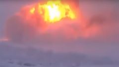 VIDEO: Ruský bombardér se rozlomil vejpůl. Nehodu prý způsobila chyba pilota