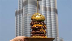 Velbloudí burgery a momo z Tibetu: nejextravagantnější food festival v Dubaji za tři týdny