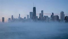 Zima v Chicagu. Ve stedu ve mst namili nií teploty ne na Antarktid.