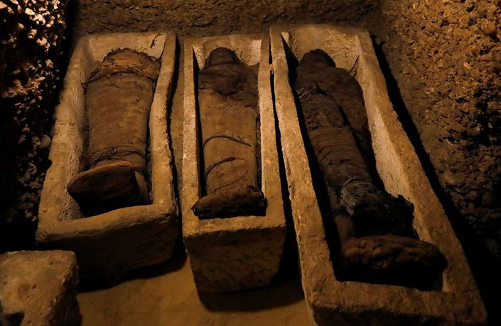 Archeologové v Egyptě objevili pohřební komory, našli v nich zhruba 40  mumií | Zajímavosti | Lidovky.cz