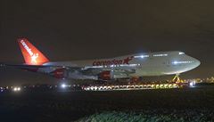 Letoun typu Boeing 747 spolenosti Corendon. Elegantní Jumbo Jety kiují...