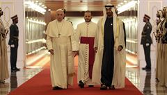 ‚Chci dialog mezi islámem a křesťanstvím.‘ František jako první papež navštívil Arabský poloostrov