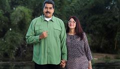 Madurův režim z pozadí kontroluje jeho žena. Kdo je lady Macbeth Venezuely?