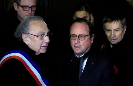 Protestu se zastnil i bval francouzsk prezident Francois Hollande.