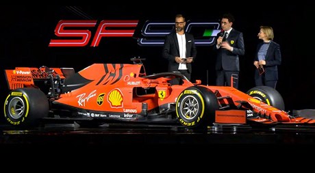 Ferrari předvedla monopost pro novou sezonu - SF90.