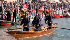 Kadý rok si Benátský karneval uívají nejen turisté, ale také samotní...