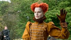 Margot Robbieová jako královna Albta. Snímek Marie, královna skotská (2019)....