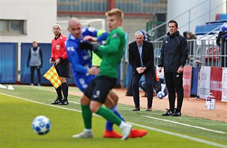 Utkn prvn fotbalov ligy mezi tmy SK Sigma Olomouc (v modrm) a 1. FK...