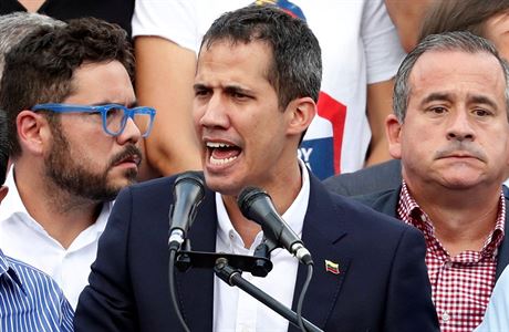 Guaidó vyzval venezuelské obany, aby demonstrovali proti stávajícímu reimu.