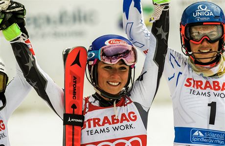 Mikaela Shiffrinov oslavuje sv vtzstv