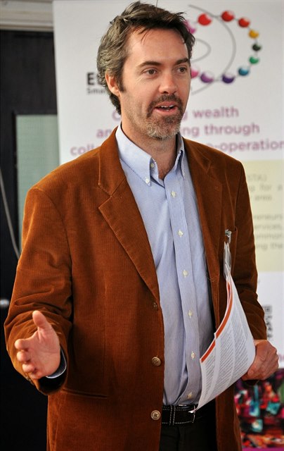 Profesor Jem Bendell, autor článku Deep Adaptation.