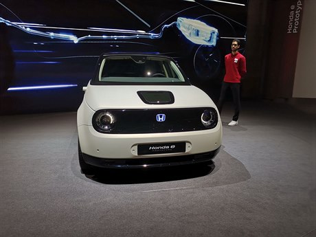 Honda e Prototype na autosalonu v enev