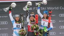 Slalom SP ve Špindlerově Mlýně vyhrála Američanka Shiffrinová před Holdenerovou...