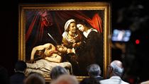 Caravaggiho obraz Judita a Holofernes v londnsk galerii.