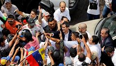 Guaidó dorazil na shromádní proti venezuelskému vdci Madurovi.