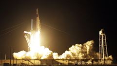 Kvli problmm s elektinou na vesmrn stanici odloila NASA start Dragonu