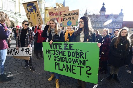 Studenti se pidávají k celosvtovým stávkám na ochranu klimatu.