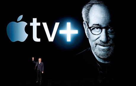 Reisr Steven Spielberg na speciln konferenci Applu pedstavuje novou Apple...