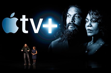 Herci Jason Momoa a Alfre Woodardová pedstavují Apple TV Plus, která chce...