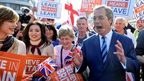 Britsk mdia oznauj Nigela Farage jako tv brexitu .