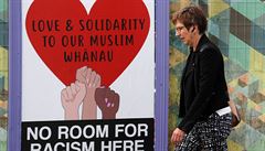 Na Novém Zélandu se objevuje ada plakát odsuzujících rasismus.