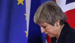 V den, kdy měla Británie odejít, se bude hlasovat o ‚brexitu naslepo‘. Mayová obešla podmínku šéfa sněmovny