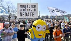 Vlka o autorsk prva. Lid v Praze protestovali proti reform internetu