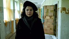 Ulana Komjukovová (Emily Watsonová). Seriál ernobyl (2019). Reie: Johan Renck.