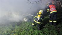 Ohoel lidsk tlo nali hasii v osobnm aut, u jeho poru zasahovali v 5....