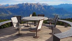 Mén� známá místa v okolí Jihotyrolského Bolzana: Merano, Knottnkino nebo...