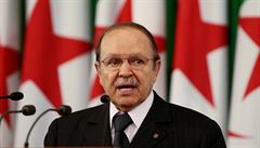 Alrsk prezident chyst rezignaci, tvrd televize. Buteflika el mohutnm demonstracm