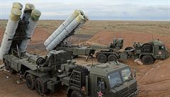 Ruský protiletadlový systém S-400 Triumf, urený k likvidaci nepátelských...