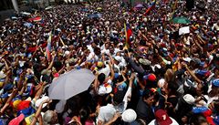 Bouřlivé demonstrace proti vládě venezuelského prezidenta Madura. Celkem je přes třicet zraněných