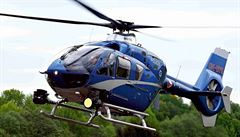 Tuzemtí policisté mají celkem k dispozici osm lehkých vrtulník EC 135.