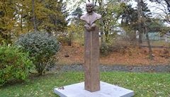 Jedna z mnoha soch připomínajících památku Antonína Švehly | na serveru Lidovky.cz | aktuální zprávy
