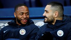 Raheem Sterling se spoluhráem Ilkayem Gundoganem.