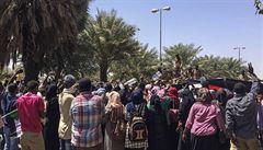 Demonstranti v Súdánu